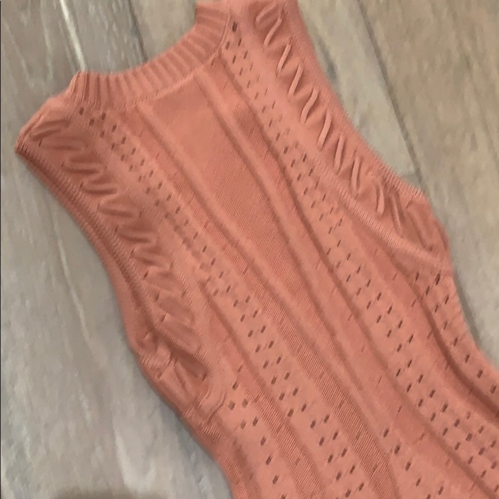 Dress - Picture 5 of 6